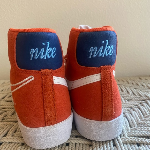Nike blazer mid 77 orange suede shoes sneakers mens 9.5 10 - Picture 13 of 14